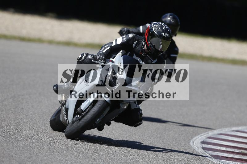 /15 22.05.2026  Plüss Moto Sport  Discover the Bike ADR /Gruppe gruen - Bike 1/6